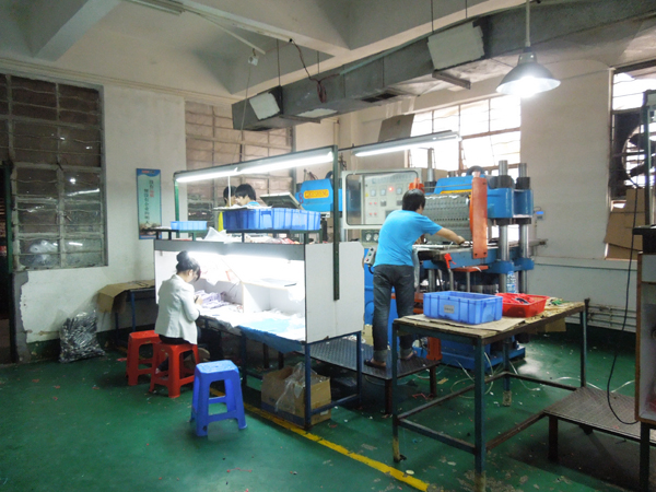 東莞硅膠刷廠家定制電話號碼和地址 東莞硅膠刷廠家定制電話號碼和地址